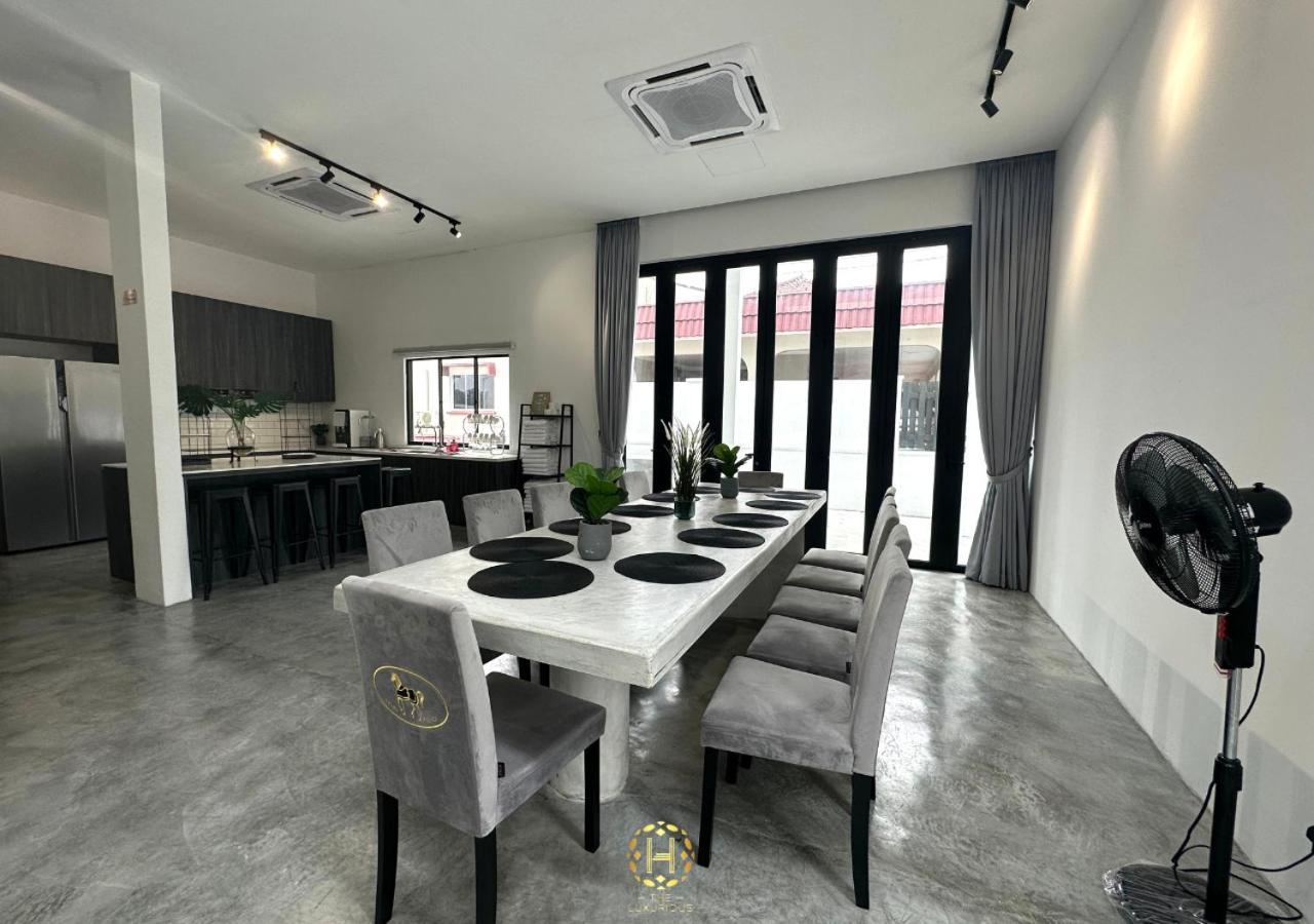 The Luxurious 27, Johor Bahruヴィラ エクステリア 写真