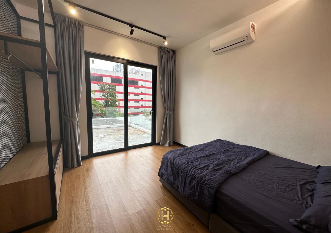 The Luxurious 27, Johor Bahruヴィラ エクステリア 写真