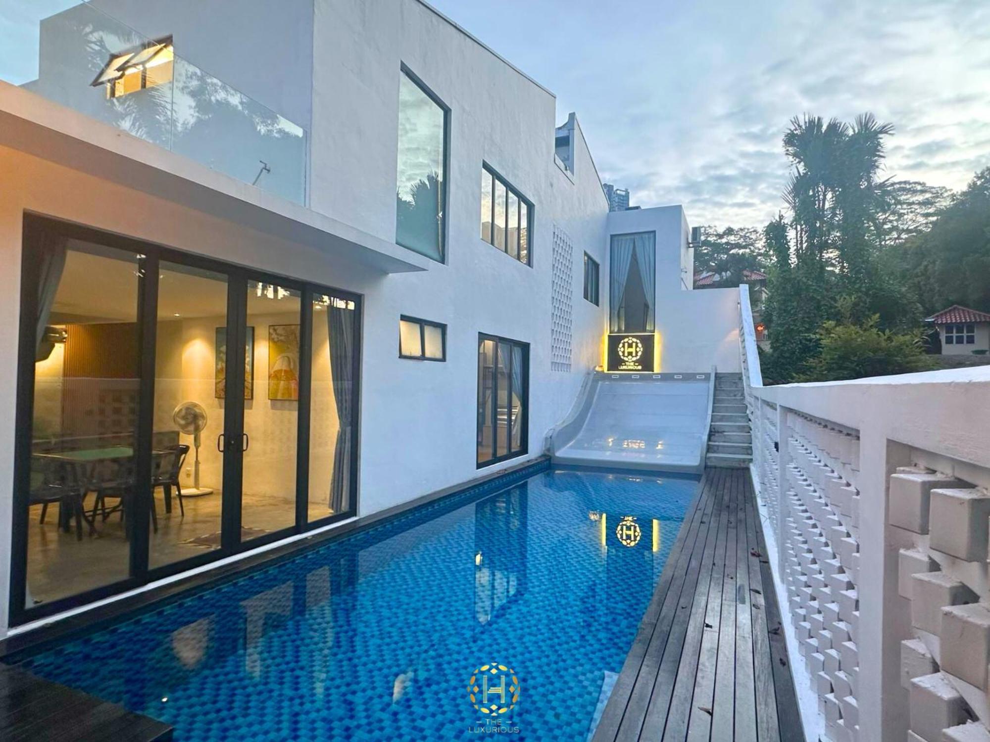 The Luxurious 27, Johor Bahruヴィラ エクステリア 写真